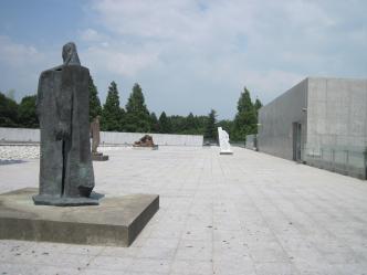 ヴァンジ彫刻庭園美術館|ファサード