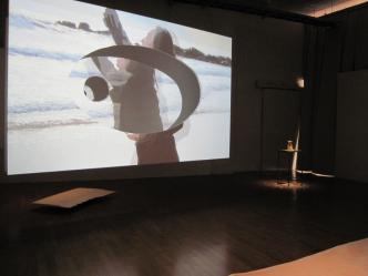 『Inner Water,2013 version』安部典子(2013),ビデオインスタレーション