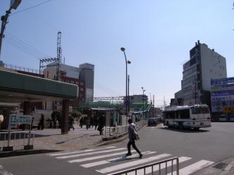 津駅前