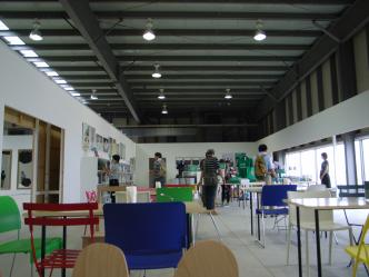 新港ピア会場|カフェ・ショップ