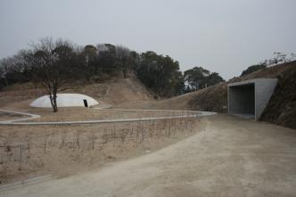 豊島美術館|エントランスとミュージアムショップ